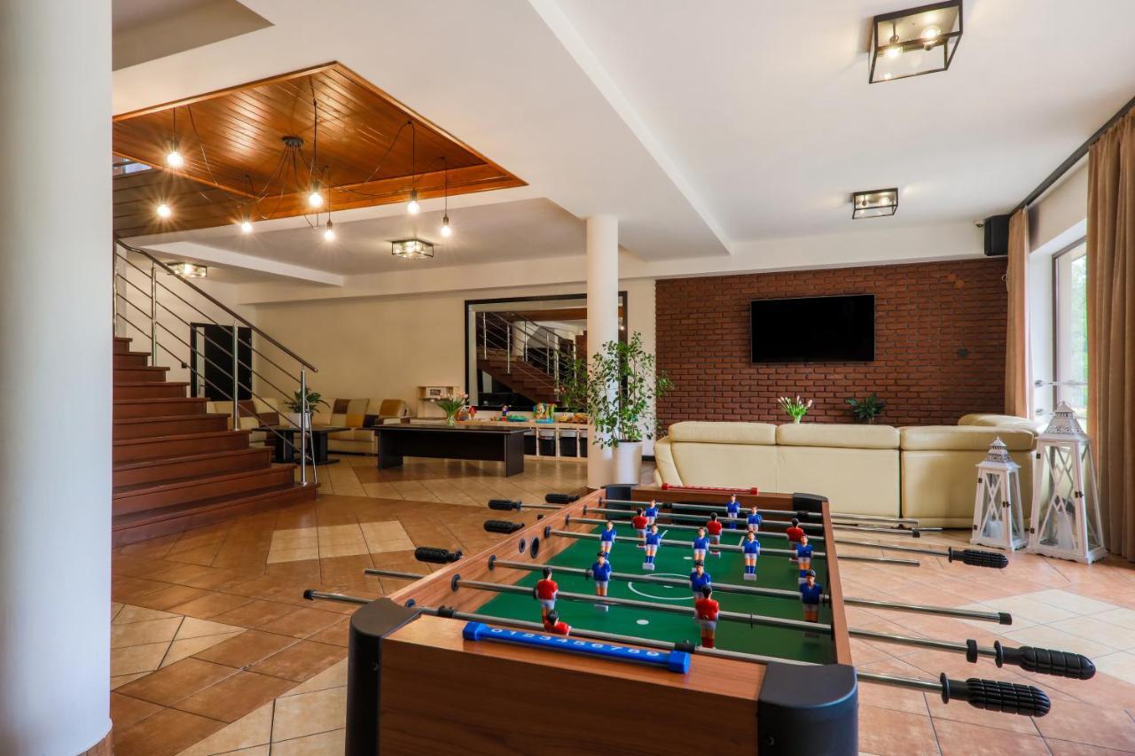 Hotel Laziska Czchow Ngoại thất bức ảnh