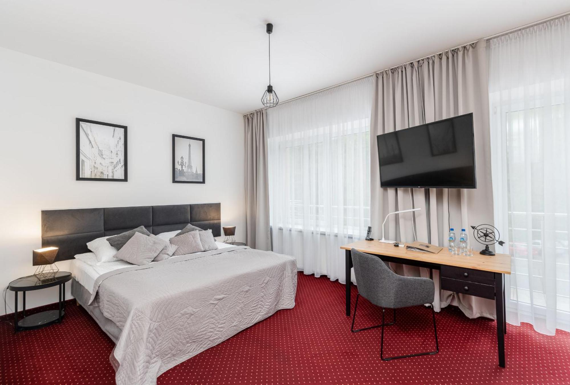 Hotel Laziska Czchow Ngoại thất bức ảnh